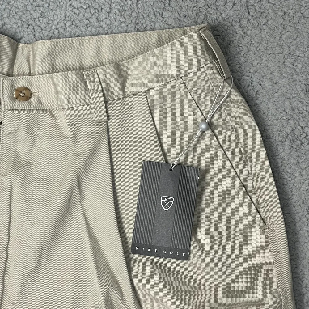 Nike Golf Chino Shorts 100% Cotton Pleated Front Beige Men's Size 34 VTG‎ NWT